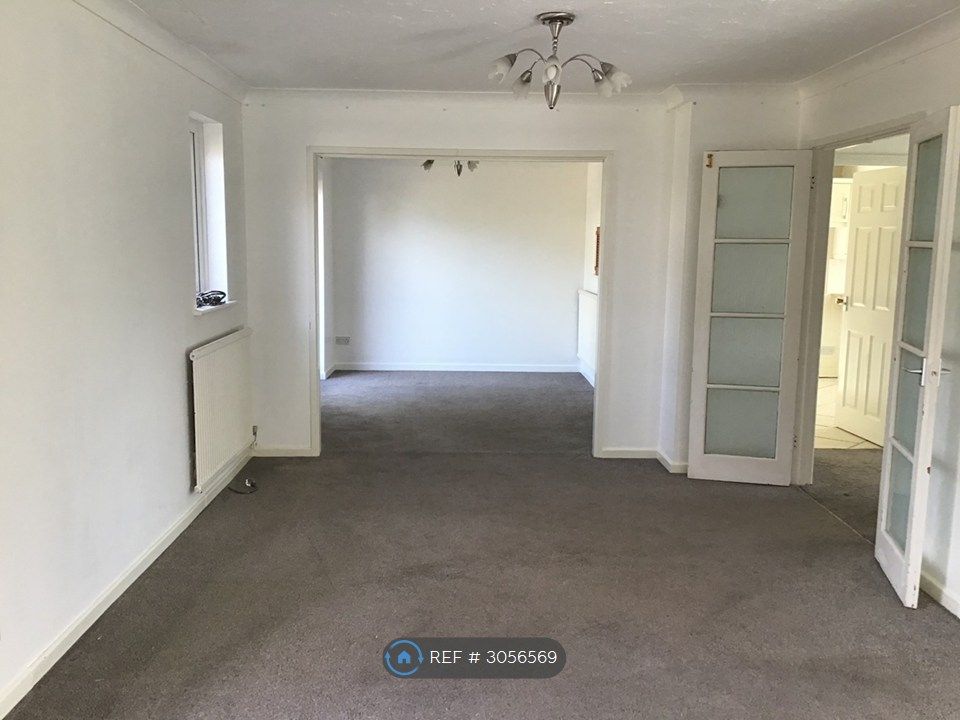 Property photo 2 of 20 Open Plan Living Room / Dining Room