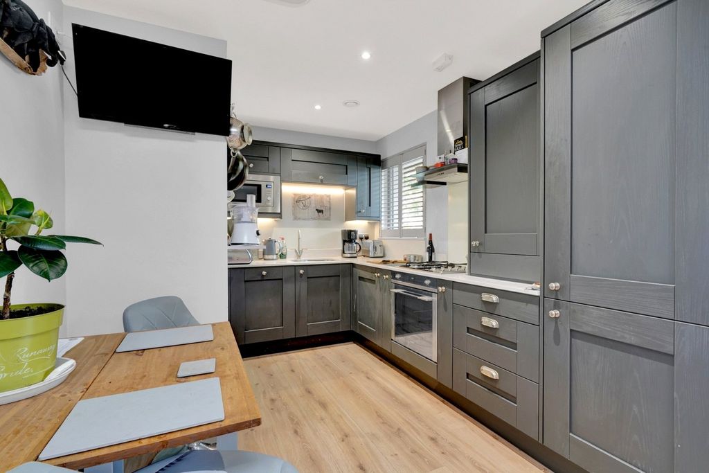 Property photo 3 of 9 Dsc07801