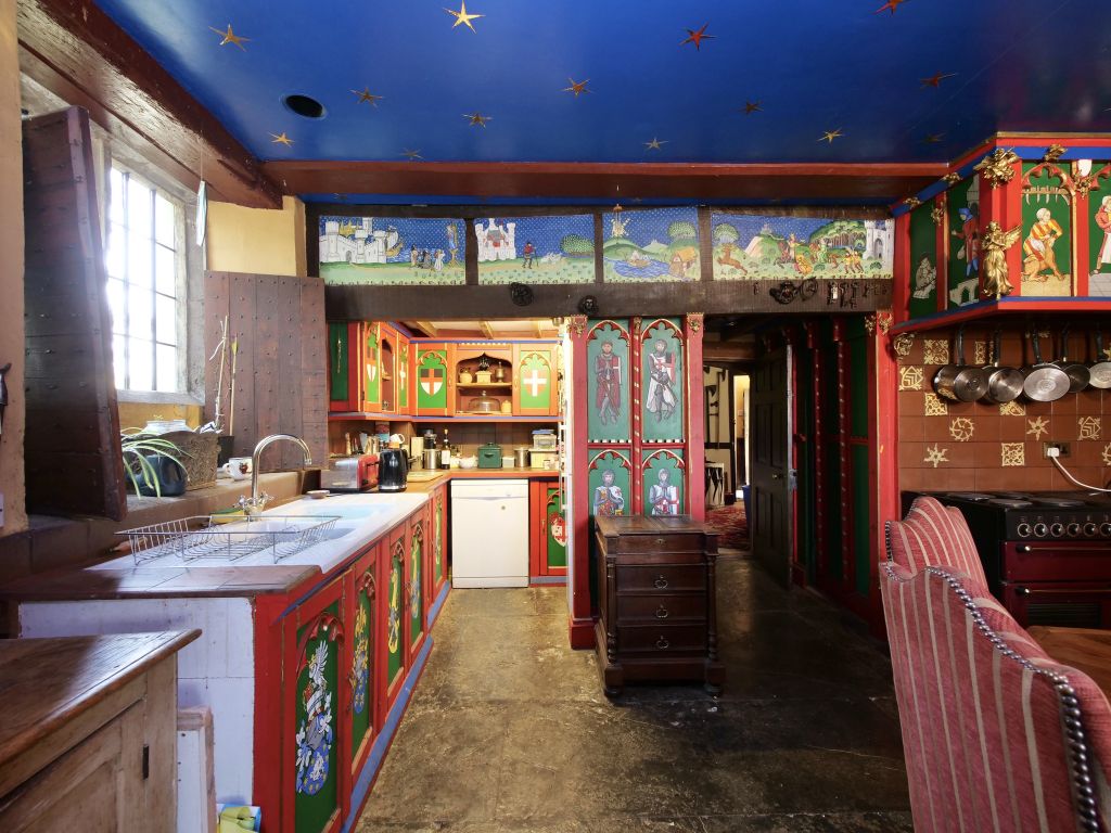 Property photo 3 of 37