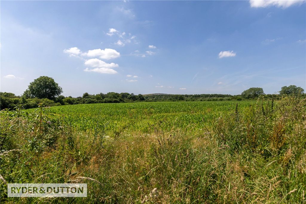 Property photo 3 of 27 Picture No. 34