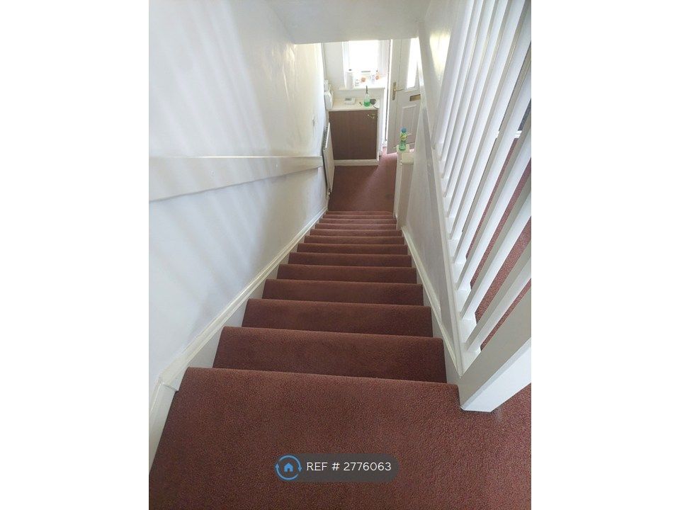 Property photo 3 of 35
