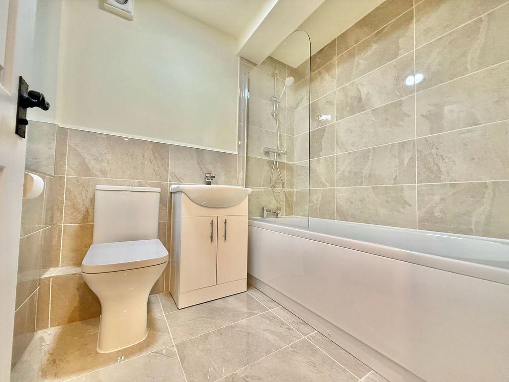 Additional image 10 of 1 bed flat for saleVicar Street, Sedgley, Dudley DY3
