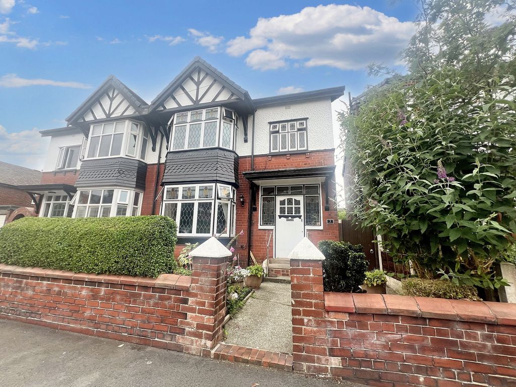 Property photo 1 of 44