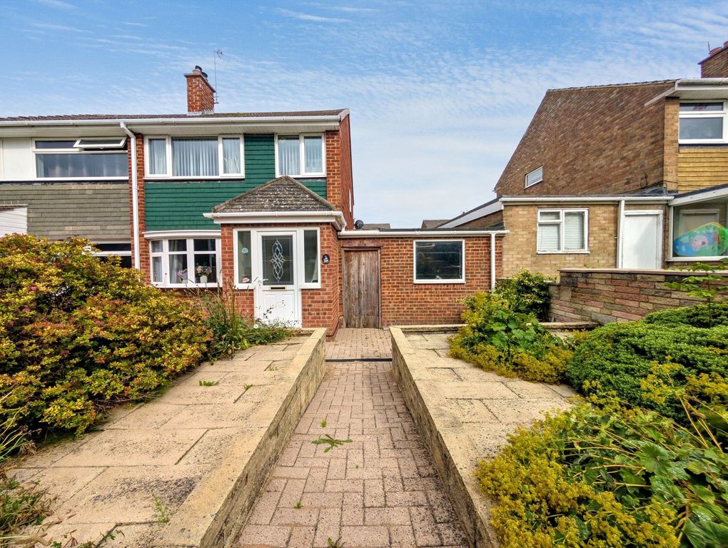 Property photo 1 of 16