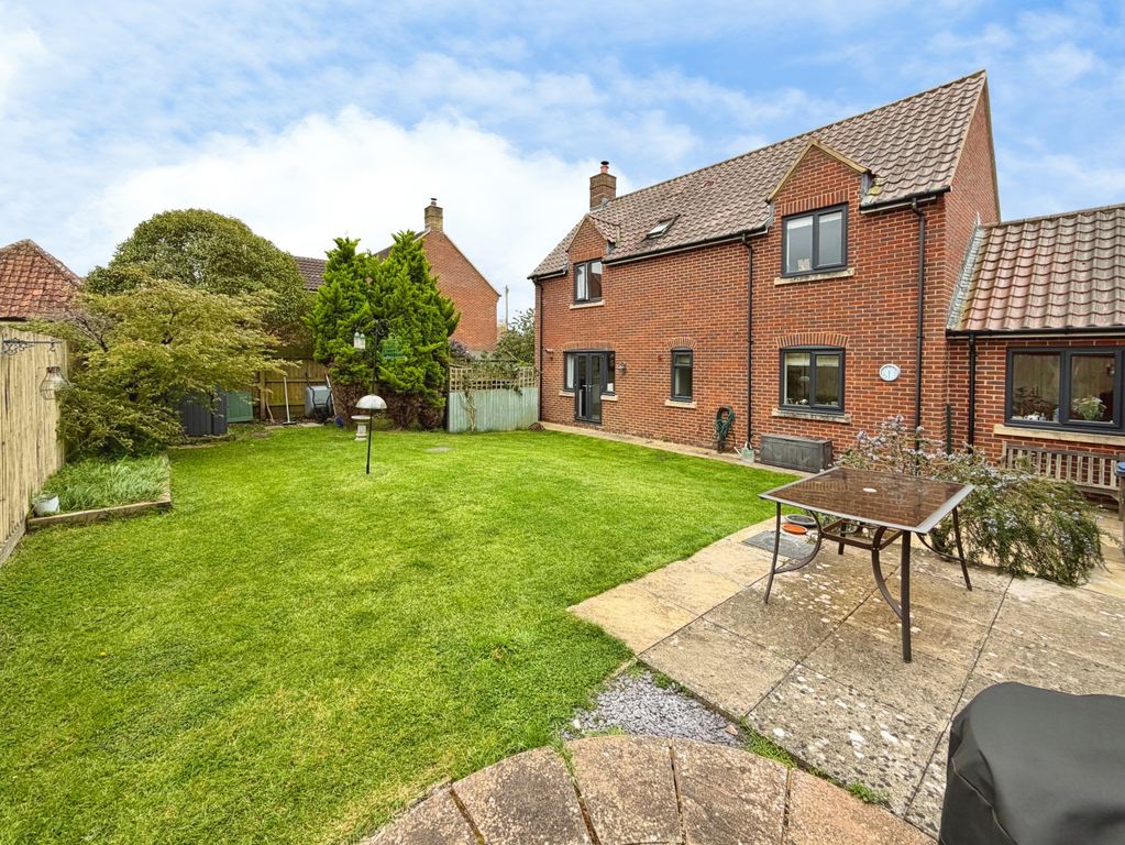 Property photo 2 of 16