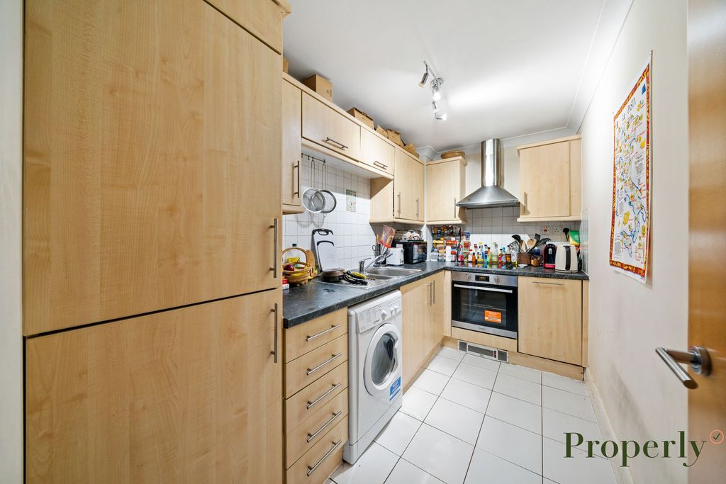Property photo 2 of 11