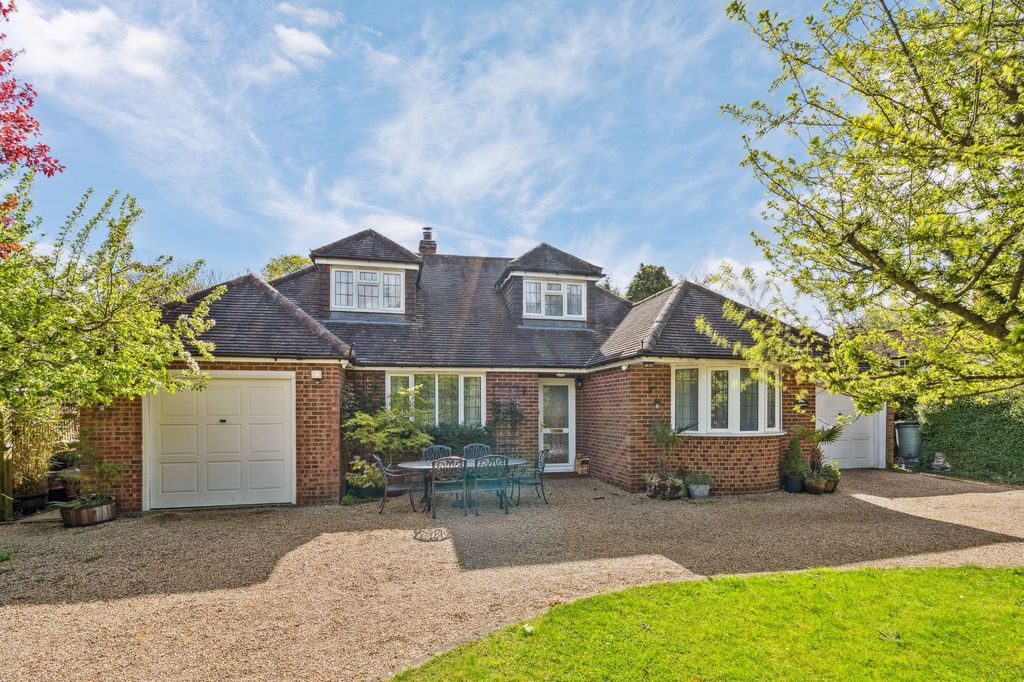 Property photo 1 of 18