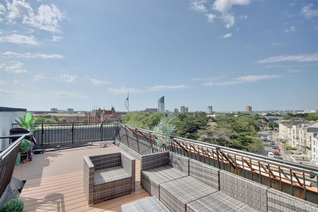 Property photo 1 of 15 2D6DC935-CE8F-4Ad2-A0B3-285723Dfb05C_1_201_A.Jpeg