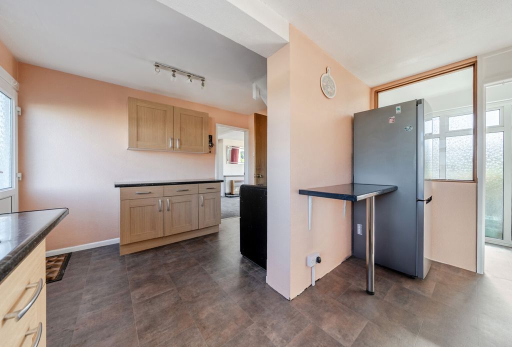 Property photo 3 of 24 1524582-4-1A0c433...