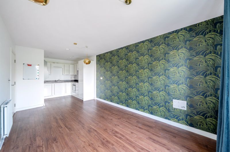 Property photo 2 of 14 Photo 11