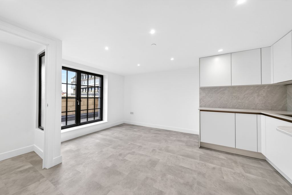 Property photo 2 of 8 Dsc07744