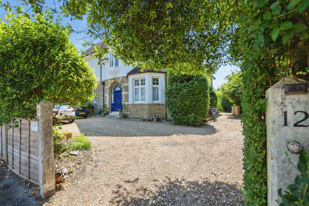 Property photo 1 of 20 Pbox-Img.Jpg