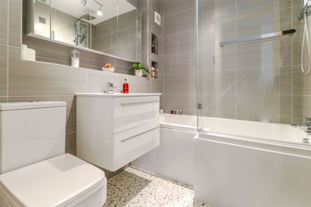 Property photo 2 of 14 Picture No. 06