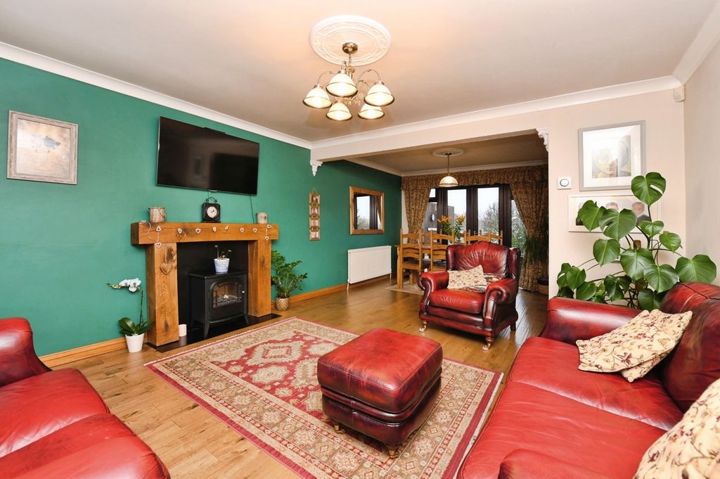 Property photo 3 of 28 Pbox-Img.Jpg