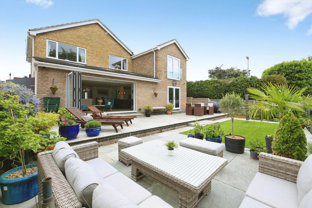 Property photo 3 of 29 Img_0266