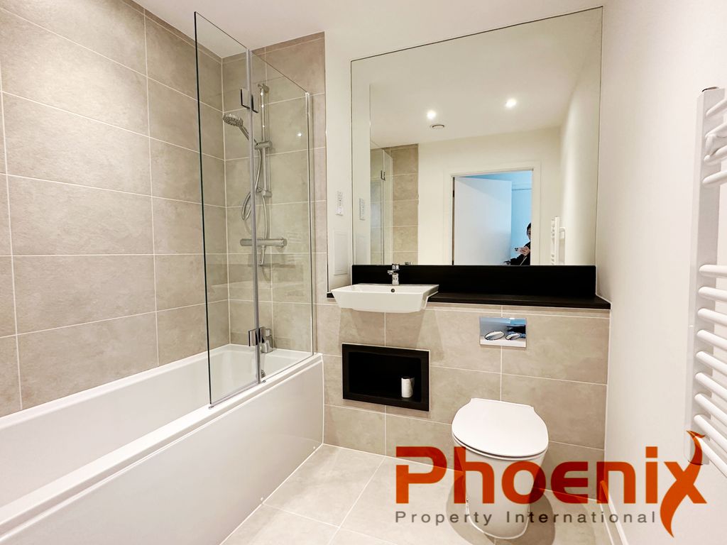 Additional image 4 of 2 bed flat for saleNestles Avenue, Hayes UB3