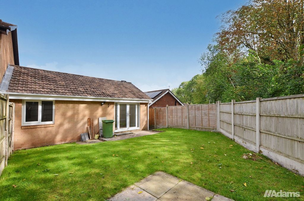 Property photo 2 of 12