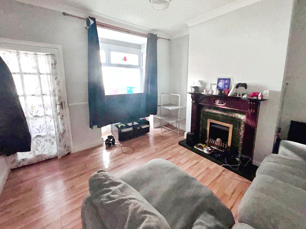 Property photo 2 of 6