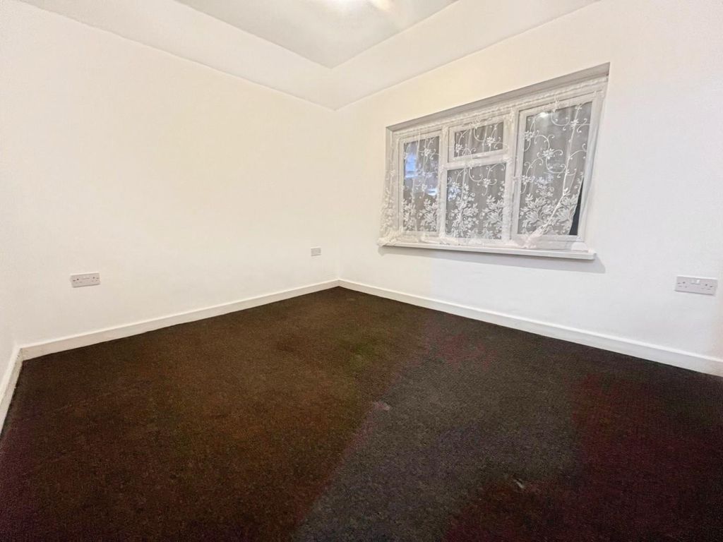 Property photo 3 of 12 8Afbb320-Img_0033.Jpeg