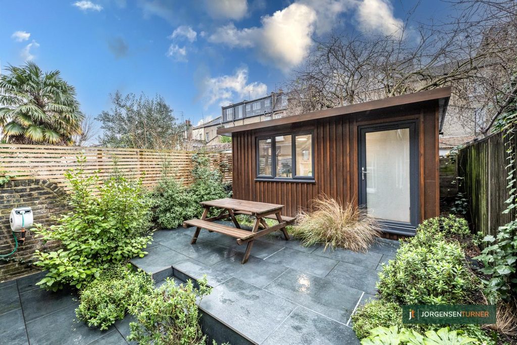 Property photo 1 of 10 Garden And Studio .Jpg