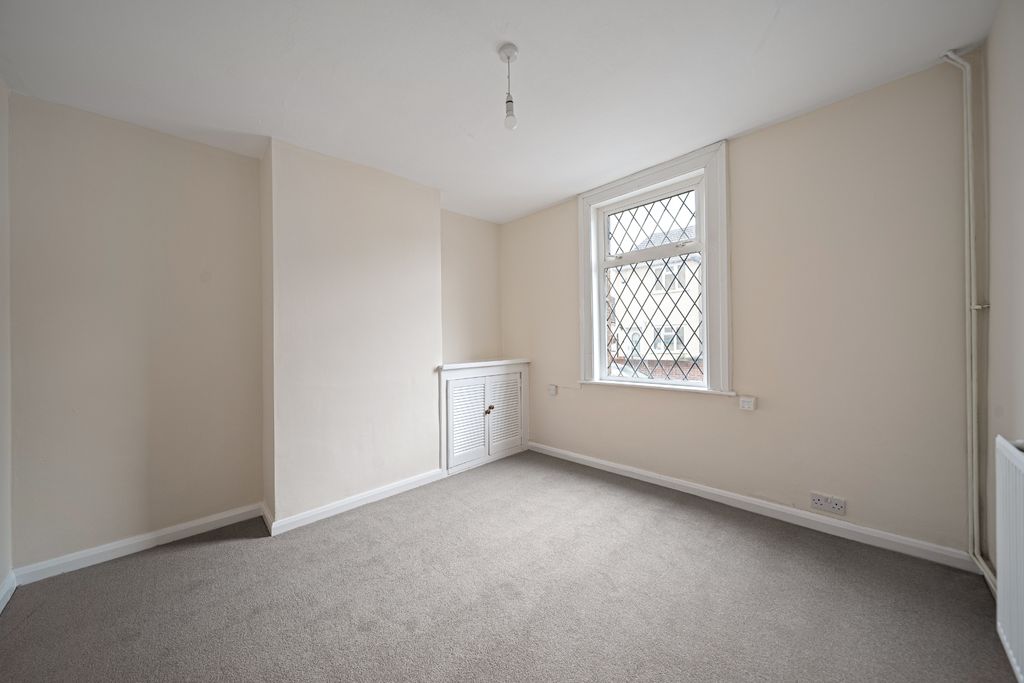 Property photo 2 of 13 Photo 6