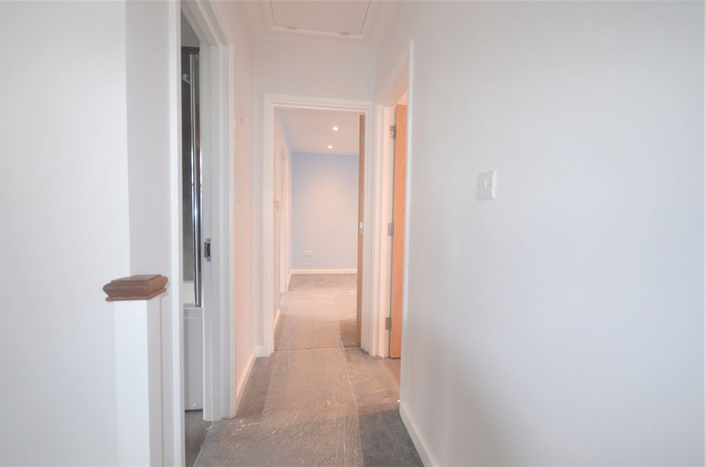Property photo 3 of 10 Gallery