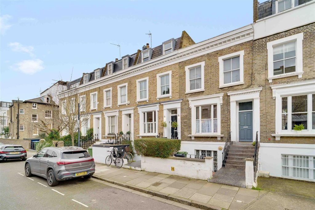 Property photo 2 of 27