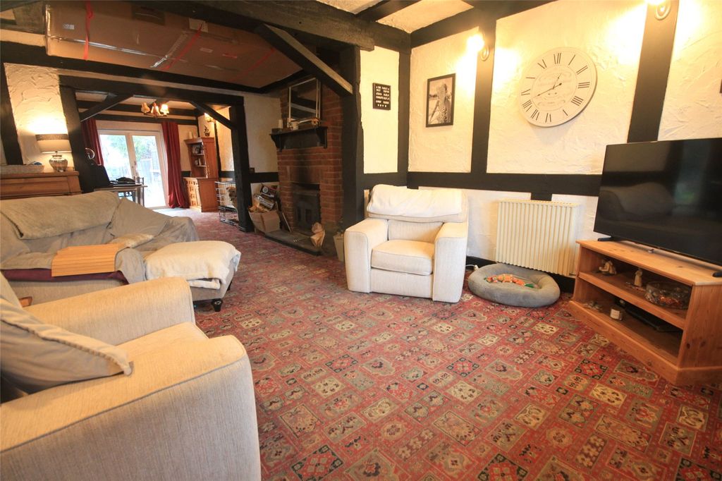 Property photo 2 of 18 Living Room