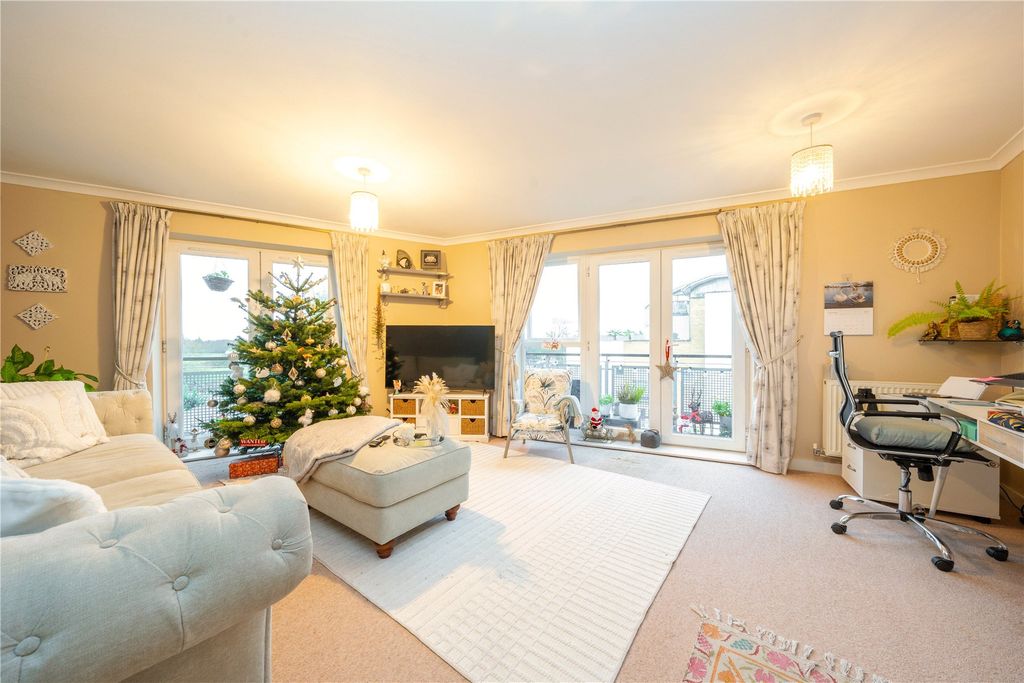 Property photo 2 of 14 Picture No. 31