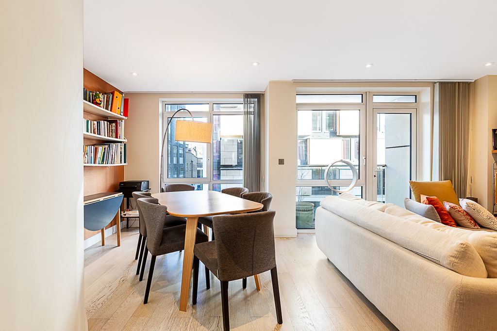 Property photo 3 of 28