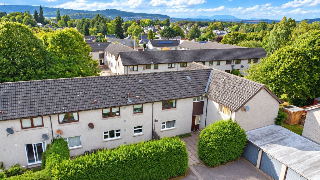 Property photo 1 of 31