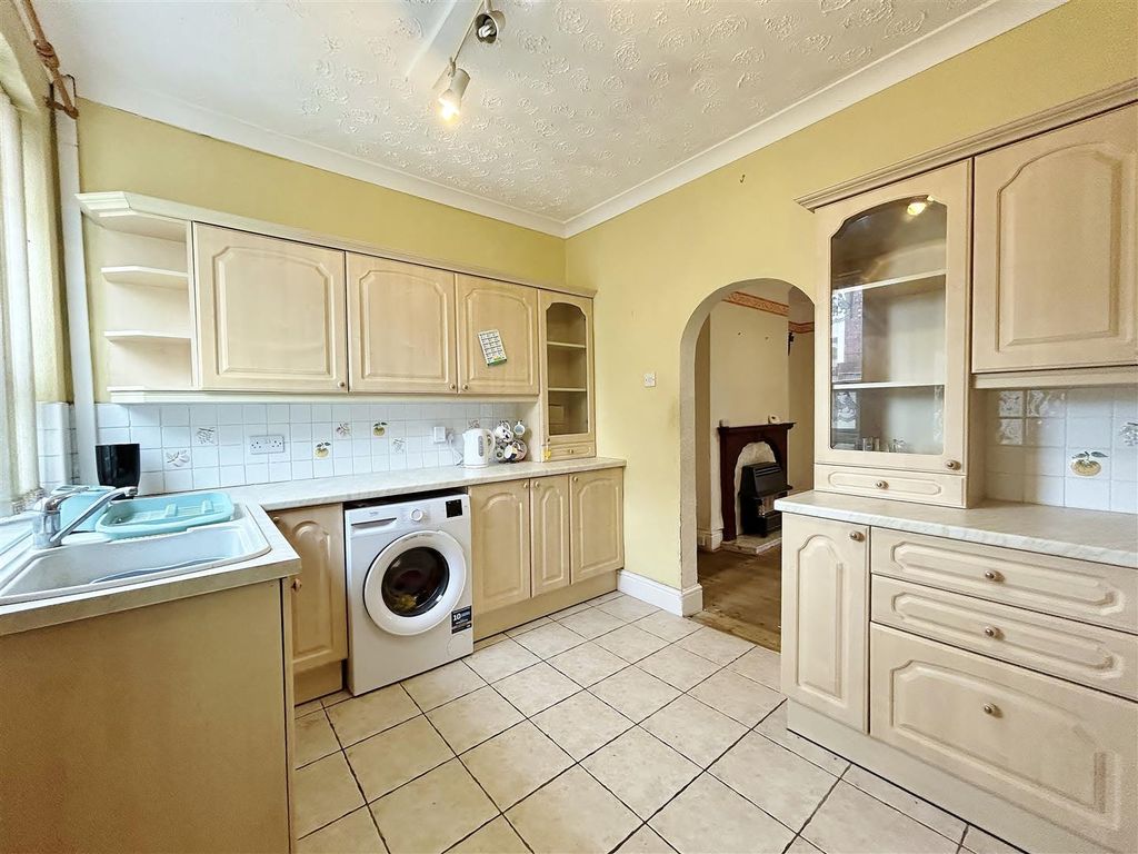 Additional image 4 of 3 bed semi-detached house for saleWestfield Avenue, Goole DN14