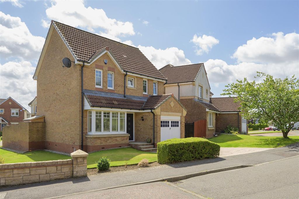 Property photo 1 of 32 22Beaulycrescent001.Jpg
