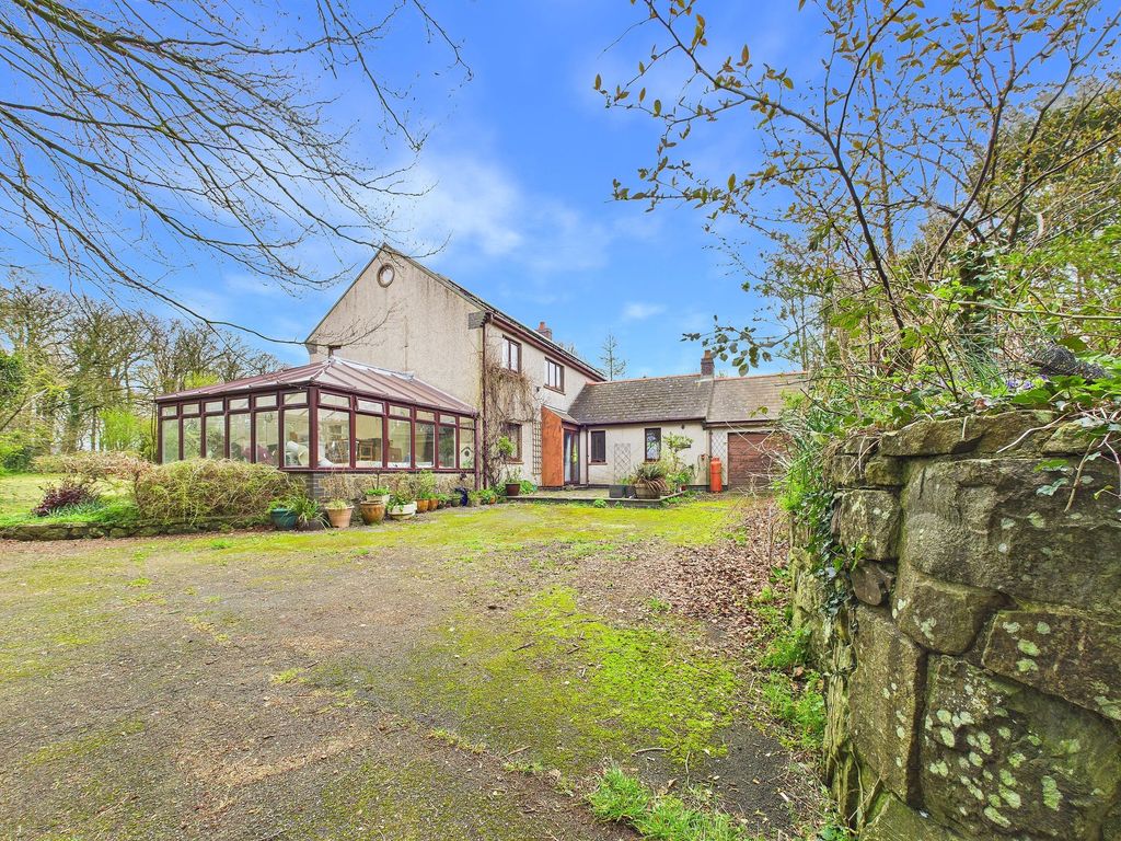 Property photo 1 of 32