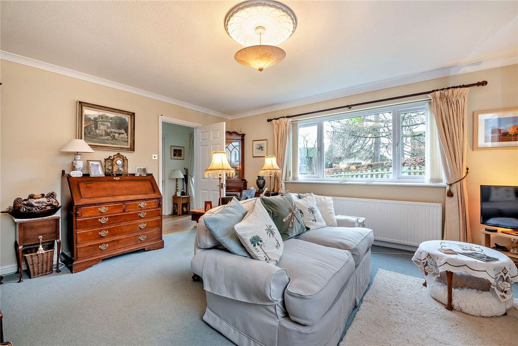 Property photo 2 of 17 Picture No. 08