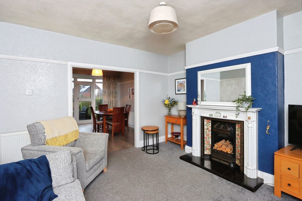 Property photo 2 of 29 Pbox-Img.Jpg