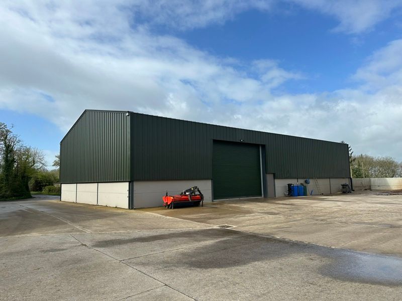 Property photo 1 of 7 Photo 6