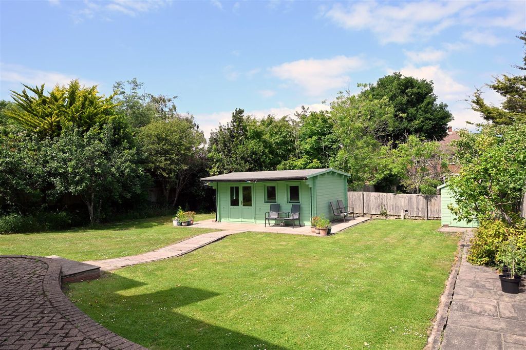 Property photo 2 of 21 Rear Garden
