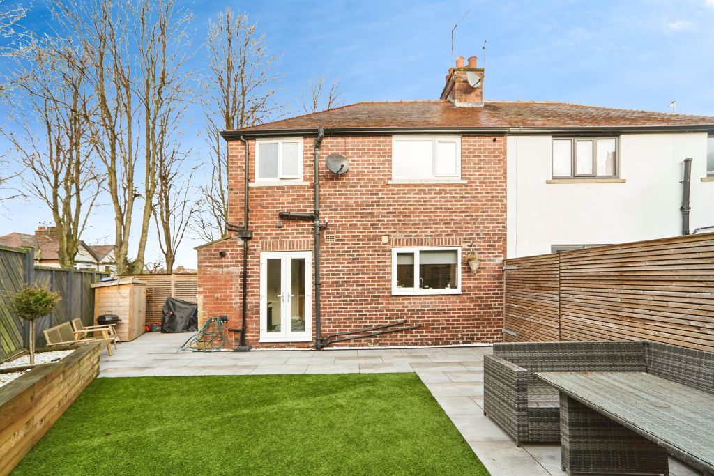 Property photo 2 of 15