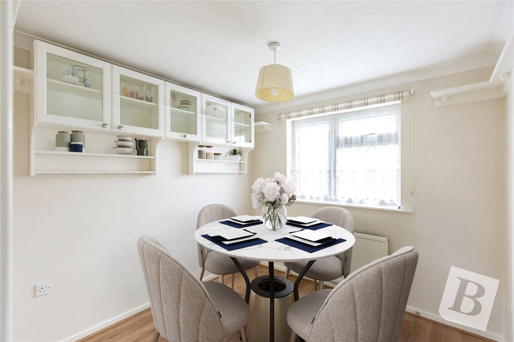 Property photo 3 of 13 Dining Room