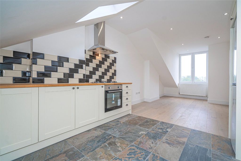 Property photo 1 of 16 Kitchen Reception A