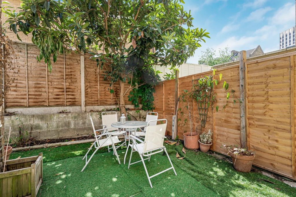 Property photo 1 of 15 9_54793.Jpg