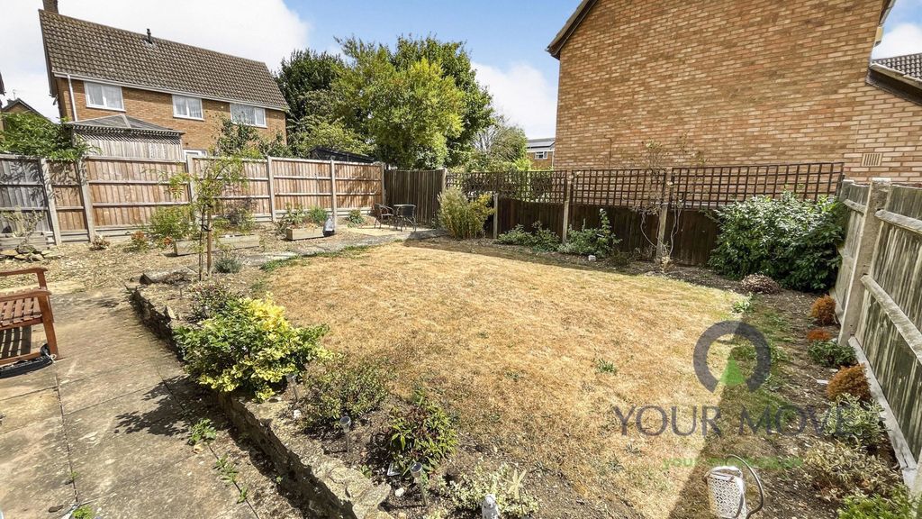 Property photo 3 of 15 Garden