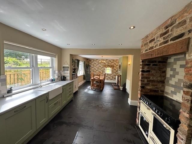 Property photo 2 of 25 24.Jpg