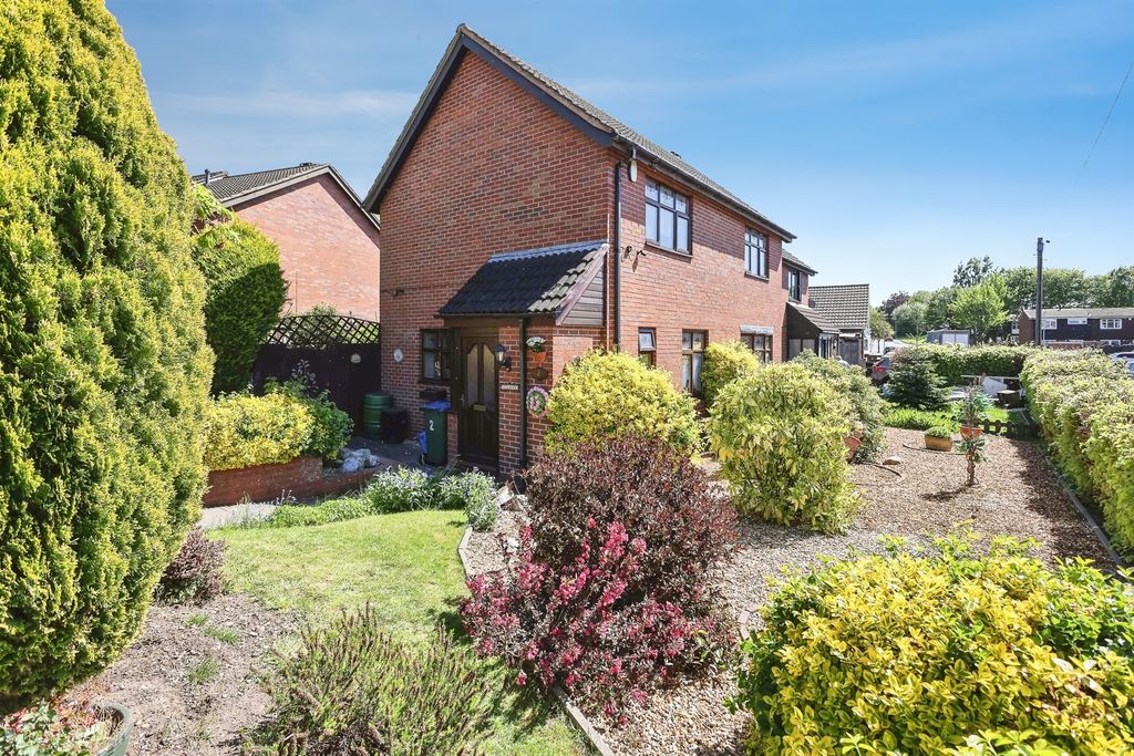 Property photo 1 of 19