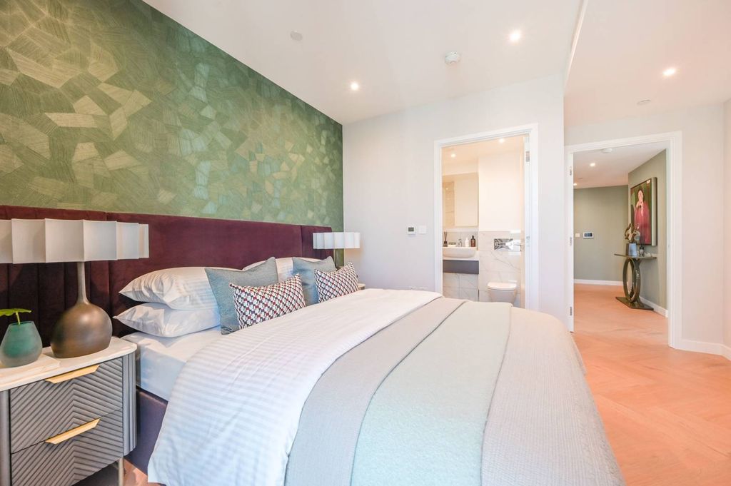 Property photo 1 of 27