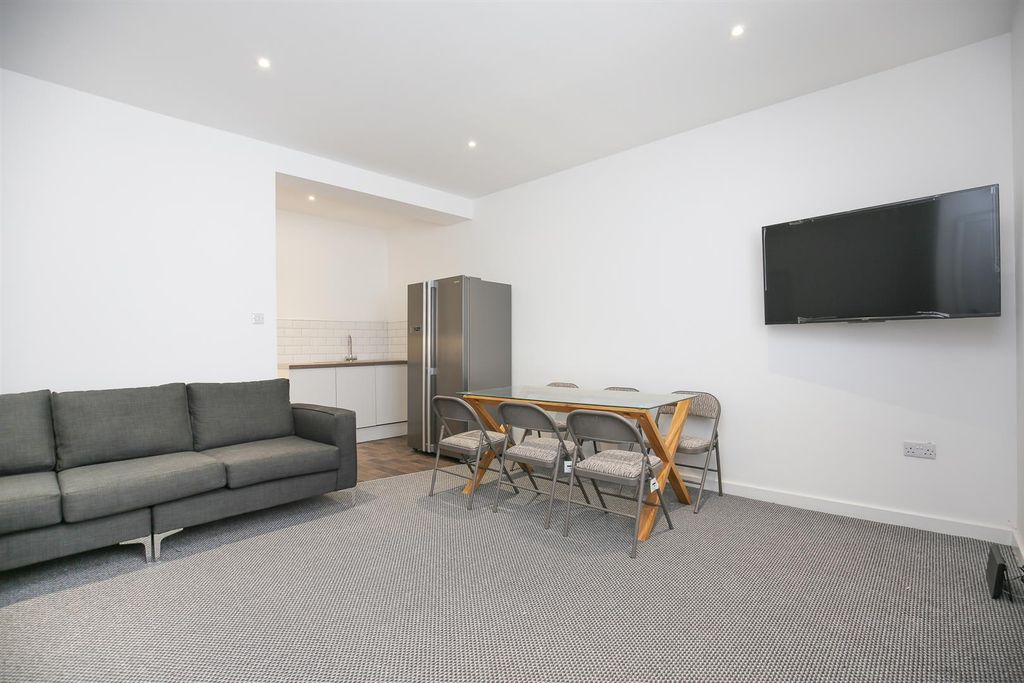 Property photo 3 of 15 Img_9555.Jpg