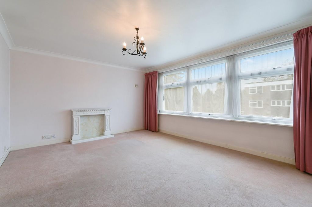 Property photo 2 of 11 Briavals Court, 3- (1).Jpg