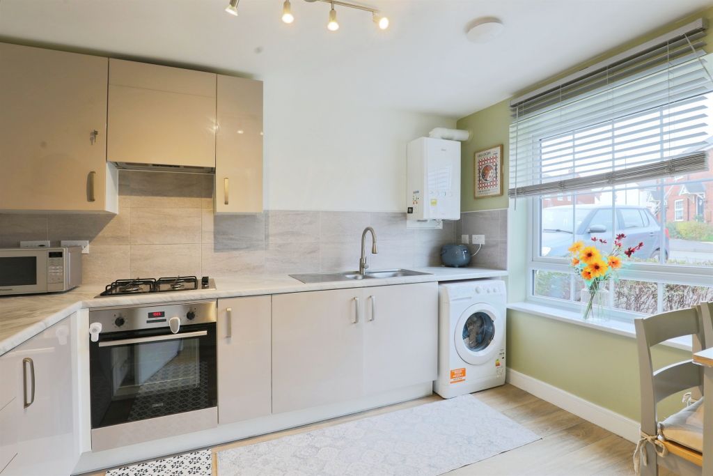 Property photo 2 of 14