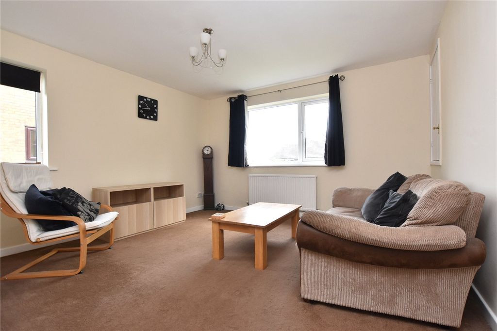 Property photo 3 of 11 Picture No. 19
